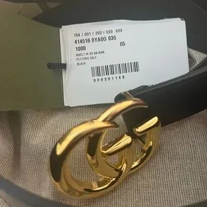 Gucci Gold GG Marmont Leather Belt Sz 65 GG Marmont wide belt with shiny buckle in black leather  main image 2